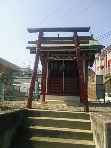 Shiroyama-jinjya