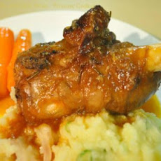 Lamb Shanks With Garlic and Port Wine - Pressure Cooker