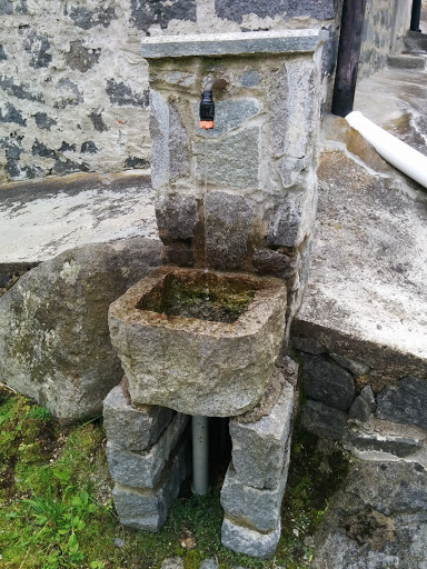 Fontana In Pietra