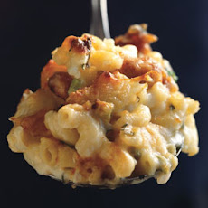 Mac and Cheese with Buffalo Chicken