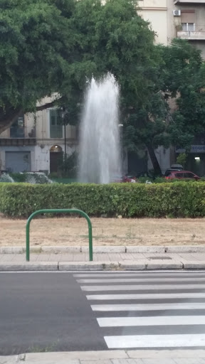 Fontana Piazza Tredici Vittime