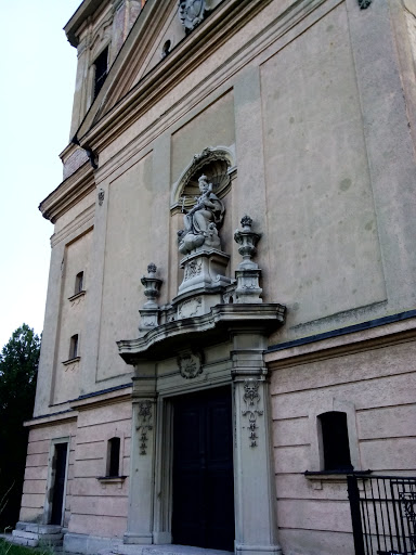 Mezőfalvi Katolikus Templom