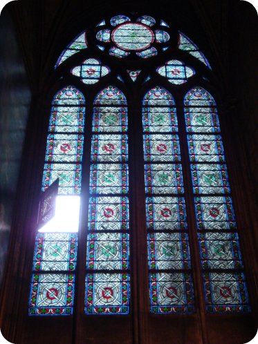 notre dame stained glass
