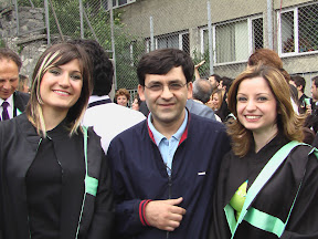 Esra ve ben Ufuk Hoca'yla...