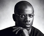 Lilian Thuram: le racisme des supporters est 'un reflet de la société'