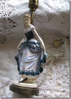 YS - 0925 Lady lamp