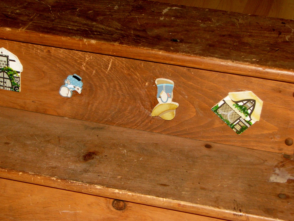 [Step shelf BEFORE 2[4].jpg]