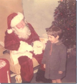 [Santa_Claus_and_Jacquie_Goulet_thumb[1][3].jpg]