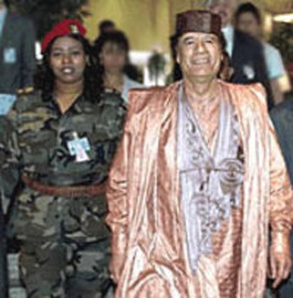 [Les Amazones de Kadhafi-29[2].jpg]