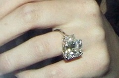 Hilary-duff-engagement-ring- Hilary-duff-engagement-ring-