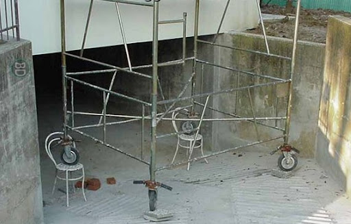 http://lh3.ggpht.com/_-SztRgQh4Qk/TKO5yEir1QI/AAAAAAAACyU/IIS5YOx4DpY/Gambiarras_58.jpg