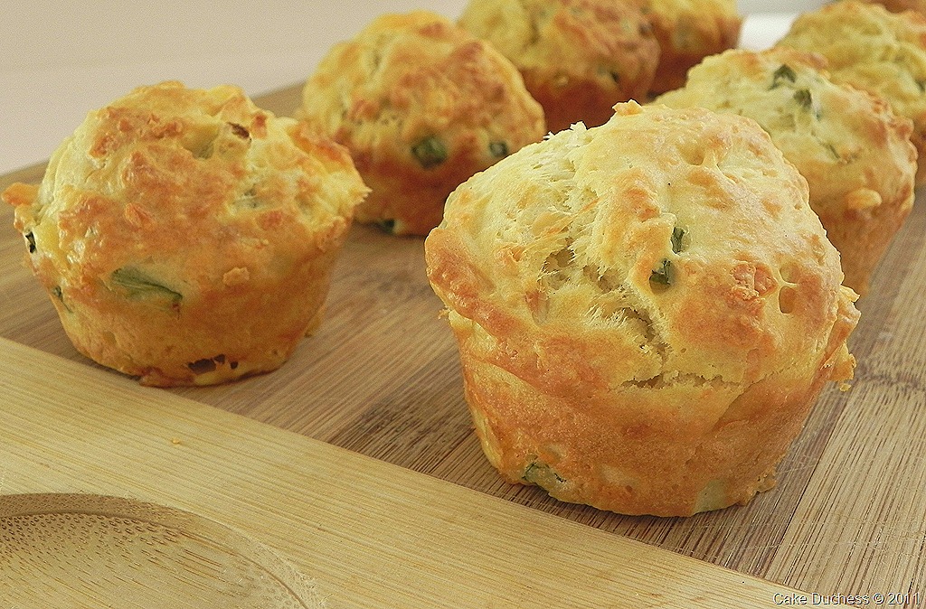[cheesemuffins1[1].jpg&description=Savory Cheese and Chive Bread–French Fridays with Dorie')]