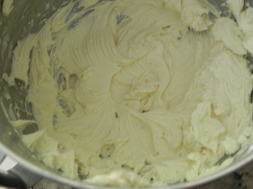 [DSCN76595.jpg&description=Strawberry No-Bake Cheesecake and Mother’s Day')]
