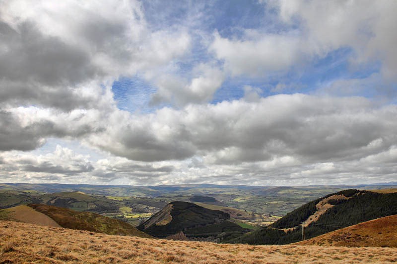 [Mid-Wales landscape[12].jpg]