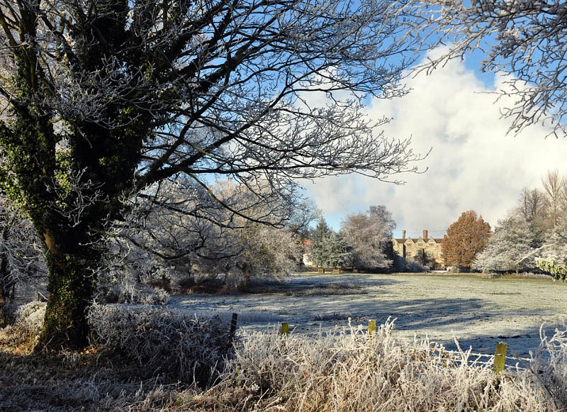 [Benthall Hall[3].jpg]