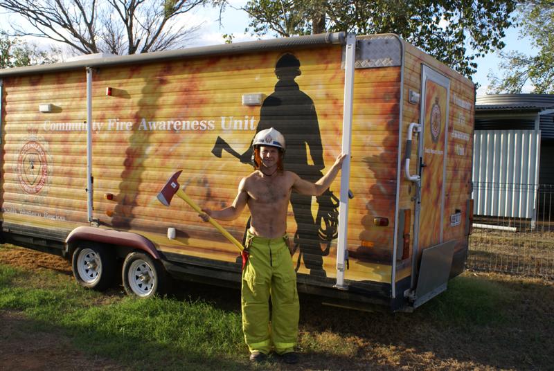 [firefighter-calendar-muscle-men14.jpg]
