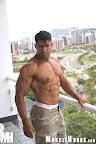 Muscle Hunk Ricardo Rey