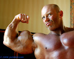 Big Muscle Hunk Brad Hollibaugh