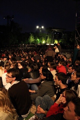 [Home_Yann_Arthus_Bertrand_Outdoor_screening13[3].jpg]