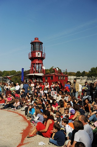 [Spectaculaire2009_phare[3].jpg]