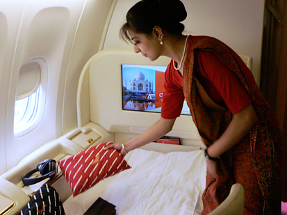 [Image: Flight%20attendant%202.jpg]