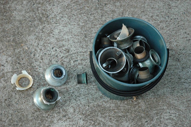 [light bucket[2].jpg]