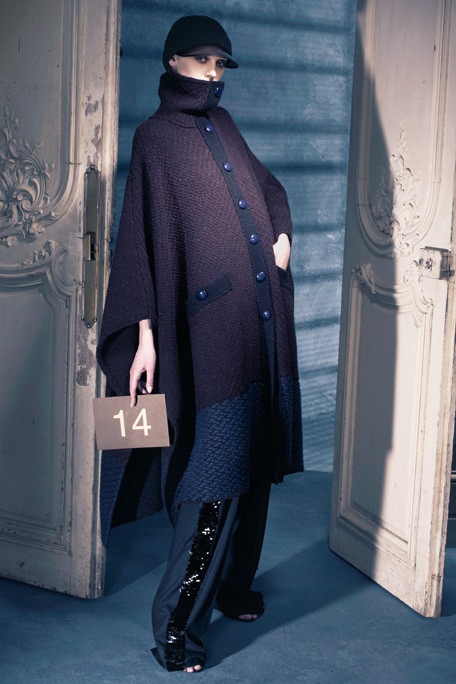 [Louis Vuitton 2011 Pre-Fall Collection  23[3].jpg]