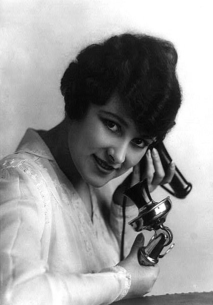 telephonelady.jpg