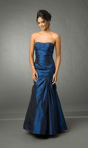 White Burgundy, and Royal. royal wedding dress_03. White Burgundy, and Royal.
