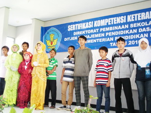 Peserta juara