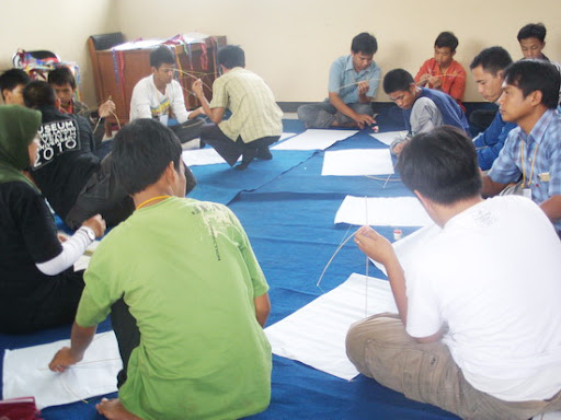 Layang 3