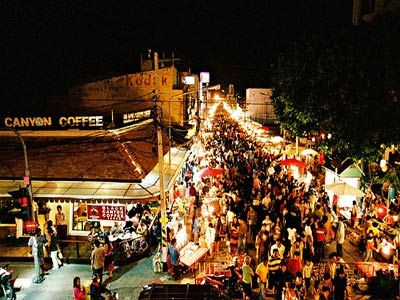 [tha-pae-night-market[10].jpg]