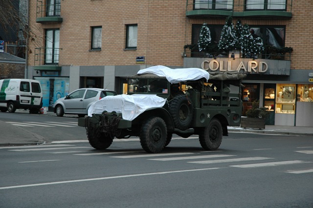 [bastonge0082.jpg]