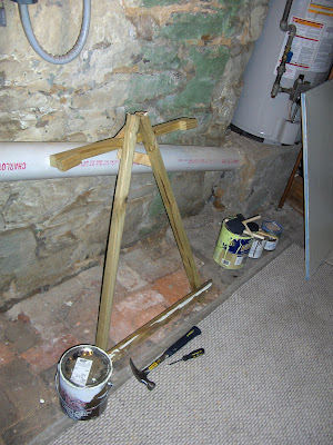 easel, without painting