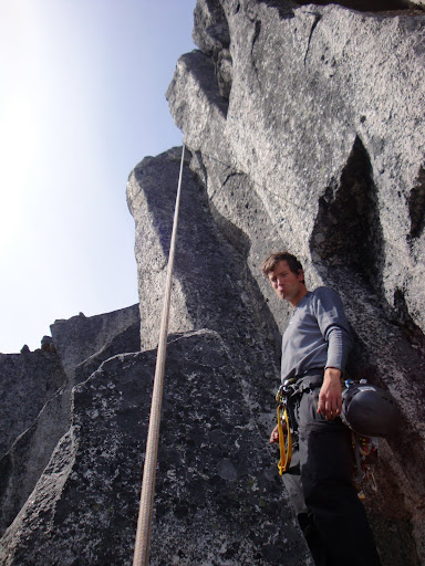 [sadface] I prepare to cut about 18m off my nice (stuck) rope