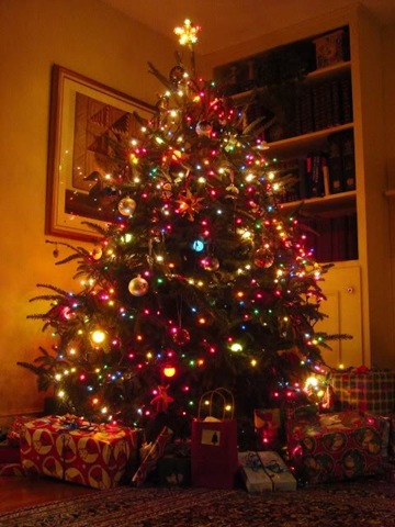 [ChristmasTree[5].jpg]