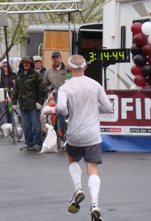 [Davey B Runs the Modesto Marathon 080[6].jpg]