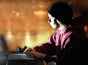 [hacker_int[3].jpg]