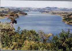 [rio e montanha[3].jpg]