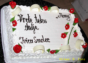 Velika torta - poklon slastičarnice "Memy" iz Velike Gorice za promociju nagrađenog romana