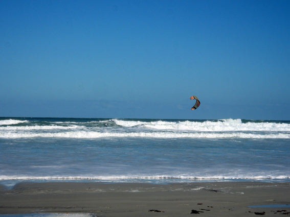 [kite-surfer-1[4].jpg]