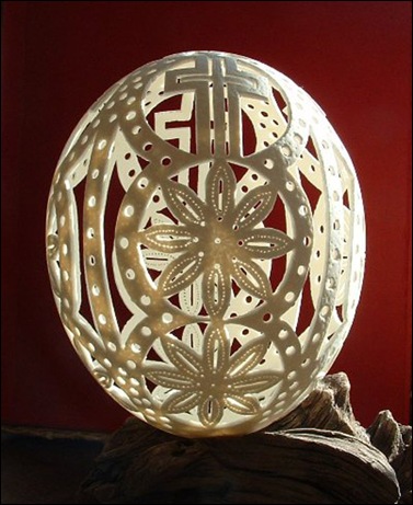 egg-sculptures