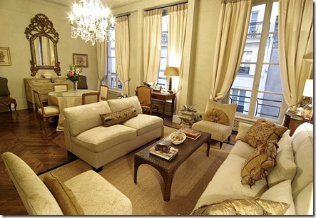 Amaranthe, Apartment, Paris