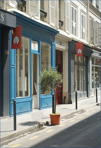 [Rue de Verneuil shops[3].jpg]