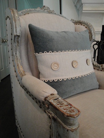 [Frenchy chair[3].jpg]