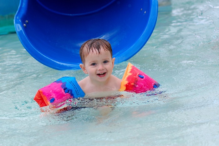 [pool luke[2].jpg]