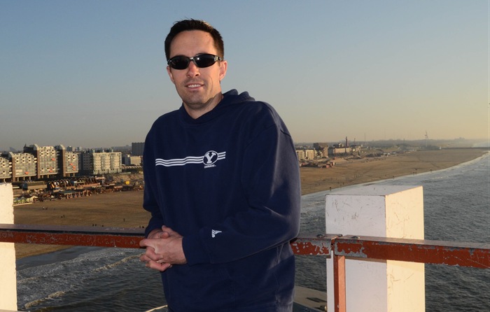 [beach chris_[3].jpg]