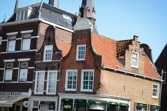 [Delft rooftops.jpg]