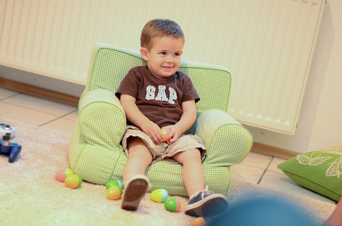 [Easter Matthew[3].jpg]