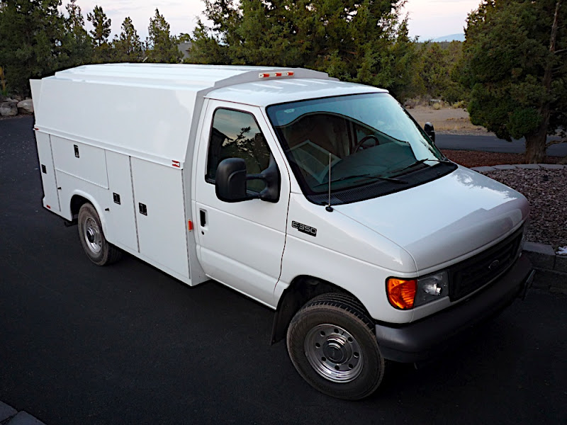 2005 E350 SUPER DUTY KUV SERVICE VAN EXCELLENT CONDITION LIKE NEW, 5.4L, 5sp torq shift trans,  34Kmi, ALL POWER, CD, AC, CRUSE,  TOW MIRRORS,  KEYLESS ENTRY, minimal slip rear diff, alloy wheels, new tires, plenty of storage perfect work van. 541-350-7005 LOCAL ONE OWNER.                                                                 DA2652541-350-7005 Location: BEND/REDMONDits NOT ok to contact this poster with services or other commercial interests		
